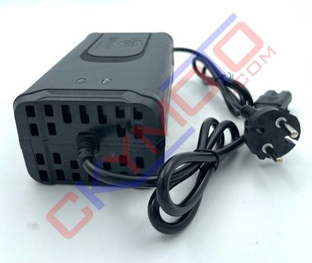 EBİKE ŞARJ CİHAZI 48AH 14 AH DEVRE KESİCİLİ DİJİTAL