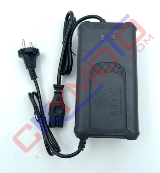 EBİKE ŞARJ CİHAZI 48AH 14 AH DEVRE KESİCİLİ DİJİTAL