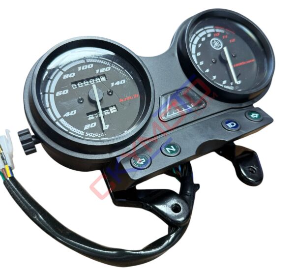 YBR KM SAATİ 2004 MODEL